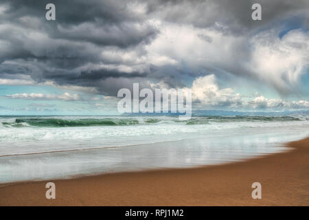 Beautiful sea and cloudy sky, an hour before the thunderstorm Stock Photo