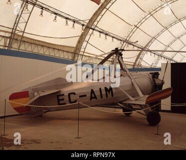 LA CIERVA Y CODORNIU, JUAN DE INGENIERO ESPAÑOL. MURCIA 1895-1936 INVENTOR DEL AUTOGIRO PRIMER MODELO DE AUTOGIRO MUSEO AERONAUTICO DE GETAFE. MADRID. Stock Photo