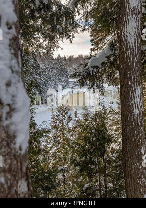 Paradise, Michigan - Tahquamenon Falls in winter. The falls are located in Tahquamenon Falls State Park, in Michigan's upper peninsula. Stock Photo