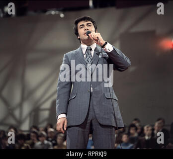 ROY BLACK, Auftritt in der ZDF-Hitparade, 1969. Grimm214 ...