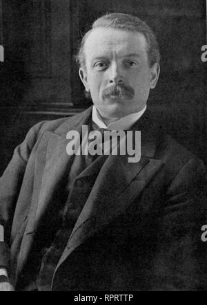 David Lloyd George, Chancellor of the Exchequre, July 1914. By James Russell & Sons. David Lloyd George, 1st Earl Lloyd-George of Dwyfor (1863-1945), British statesman and Liberal Party politician. He was the final Liberal to serve as Prime Minister of the United Kingdom. Stock Photo