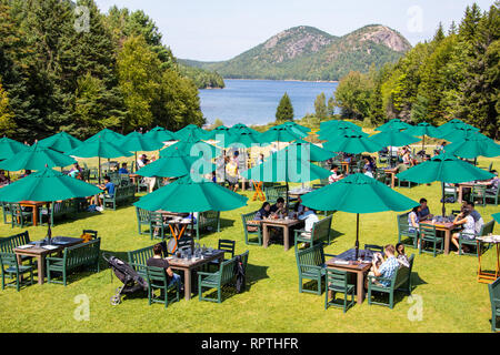 Jordan Pond House Restaurant, Jordan Pond, Acadia National Park, Maine, USA Stock Photo