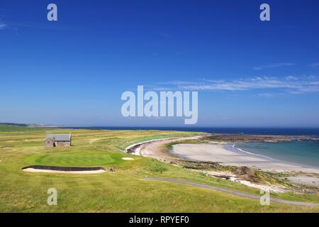 Balcomie Sands Beach and Crail Golf Society on a Sunny Summers Day, Craighead, Fife, Scotland, UK. Stock Photo