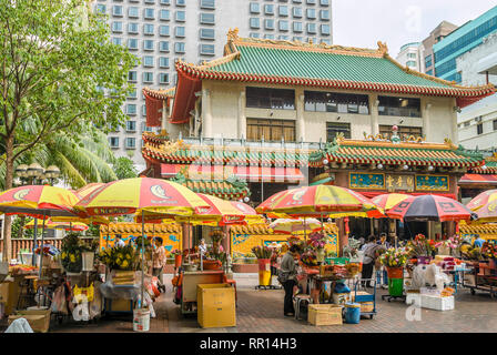 Kwan Im Thong Hood Cho Temple is a traditional Chinese temple situated at 178 Waterloo Street in Singapore Stock Photo