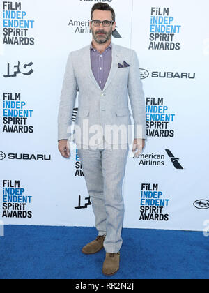 SANTA MONICA, LOS ANGELES, CA, USA - FEBRUARY 23: Actor Jon Hamm arrives at the 2019 Film Independent Spirit Awards held at the Santa Monica Beach on February 23, 2019 in Santa Monica, Los Angeles, California, United States. (Photo by Xavier Collin/Image Press Agency) Stock Photo