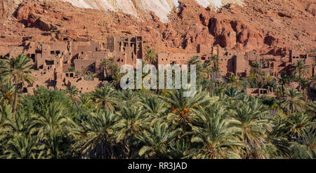 River area at M’Goun Valley – the Valley of the roses, where blossoms are harvested to make Rose Oil and other cosmetic products. Todra gorge Stock Photo