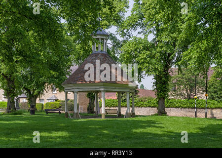 Harrold House, Harrold, Bedfordshire Stock Photo 144101909 Alamy