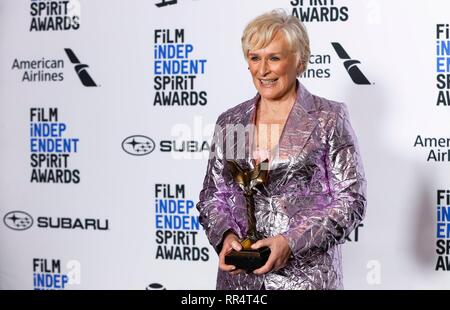 Glenn Close poses in the press room of the Film Independent Spirit Awards in a tent in Santa Monica, Los Angeles, USA, on 23 February 2019. | usage worldwide Stock Photo