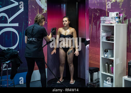 London, UK. 24th Feb, 2019. Spray tan technology at Professional Beauty London Expo at Excel Centre, the UK’s biggest beauty and spa trade show. Credit: Guy Corbishley/Alamy Live News Stock Photo