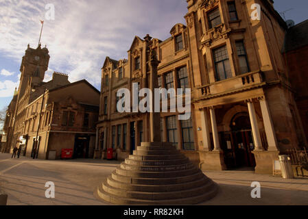 Rutherglen town centre mercat cross town  hall and the library Stock Photo