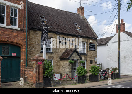 Spices of Paradise Indian restaurant, formerly the Magpie public house, in the village of Harrold, Bedfordshire, UK Stock Photo