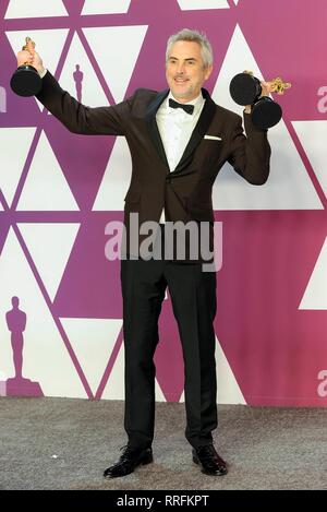 Hollywood, United States Of America. 24th Feb, 2019. Alfonso Cuaron poses in the press room of the 91st Annual Academy Awards, Oscars, at Dolby Theatre in Los Angeles, USA, on 24 February 2019. | usage worldwide Credit: dpa/Alamy Live News Stock Photo