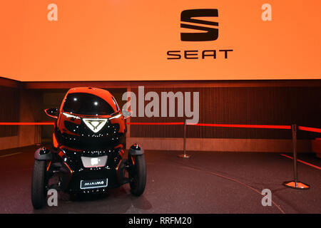 February 25, 2019 - LÂ´Hospitalet, Catalonia, Spain - The first electric vehicle model ''Minimo'' of the Spanish automotive brand SEAT with 5G technology seen during the event at the Mobile World Congress in Barcelona. Credit: Ramon Costa/SOPA Images/ZUMA Wire/Alamy Live News Stock Photo