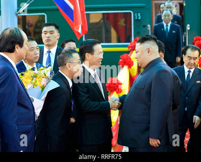 Hanoi, Vietnam. 26th Feb, 2019. In this photo provided by Vietnam News Agency, top leader of the Democratic People's Republic of Korea (DPRK) Kim Jong Un (R F) arrives at Dong Dang railway station in Lang Son Province, Vietnam, on Feb. 26, 2019. Kim arrived in Vietnam Tuesday morning by train for his first official visit to the country and the second summit with U.S. President Donald Trump, Vietnam News Agency reported. Credit: Xinhua/Alamy Live News Stock Photo