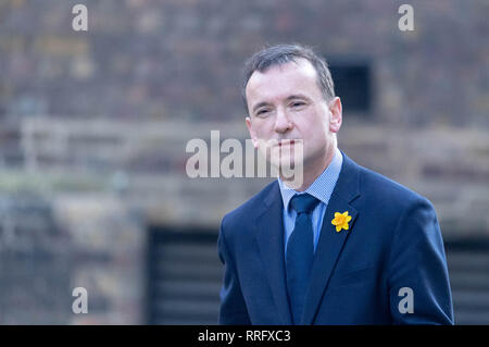 London, UK. 26thFebruary 2019, Alun Cairns, Secretary of state for Wales, arrives at a Cabinet meeting at 10 Downing Street, London, UK. Credit: Ian Davidson/Alamy Live News Stock Photo