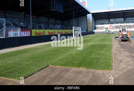 26 February 2019, Schleswig-Holstein, Kiel: Around 8000 square meters of new grass will be laid in the Holstein Stadium in Kiel. The 290 reels cost an almost six-figure sum. The last time the lawn was changed was about a year ago. Holstein Kiel plays here on 01.03.2019 against Union Berlin Photo: Carsten Rehder/dpa - IMPORTANT NOTE: In accordance with the requirements of the DFL Deutsche Fußball Liga or the DFB Deutscher Fußball-Bund, it is prohibited to use or have used photographs taken in the stadium and/or the match in the form of sequence images and/or video-like photo sequences. Stock Photo