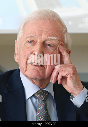 26 February 2019, Baden-Wuerttemberg, Heidelberg: Harald zur Hausen, Nobel Laureate in Medicine 2008 and former Chairman of the Board of the German Cancer Research Centre (DKFZ), answers questions from journalists at the DKFZ at a press conference on 'Novel infectious agents as cancer risk factors'. Photo: Uli Deck/dpa Stock Photo