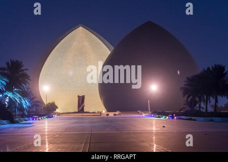 Al-Shaheed (Martyr's Monument), Zawra Park, Baghdad, Iraq, Middle East Stock Photo