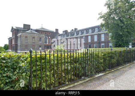 Kensington Palace East elevation looking toward the public entrance Stock Photo