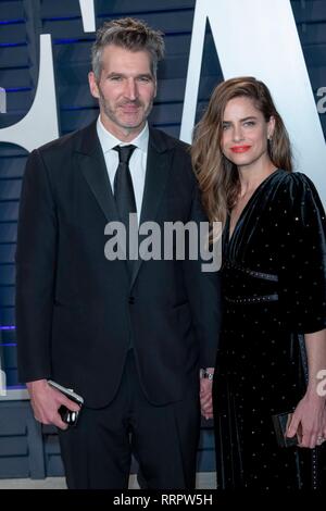 David Benioff (l) and Amanda Peet  attend the Vanity Fair Oscar Party at Wallis Annenberg Center for the Performing Arts in Beverly Hills, Los Angeles, USA, on 24 February 2019. | usage worldwide Stock Photo