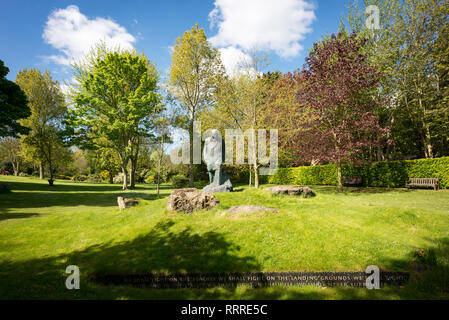 Statue of Winston Churchill at The Pines Garden, near Dover, Kent, UK Stock Photo