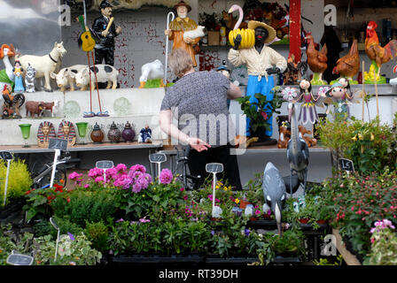 Tourism: a weekend at The Barras Market in 62 Bain St., Glasgow, Scotland, United Kingdom Stock Photo