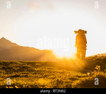 Couple hiking in the Austrian mountains Stock Photo