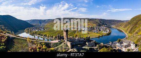 Germany, Rhineland-Palatinate, Poltersdorf, Moselle river, Metternich Castle Stock Photo