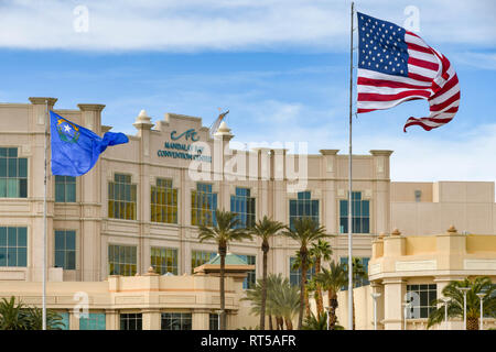 The Mandalay Bay Resort and Casino and Convention Center in Las Vegas,  Nevada Stock Photo - Alamy
