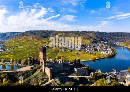 Germany, Rhineland-Palatinate, Poltersdorf, Moselle river, Metternich Castle Stock Photo