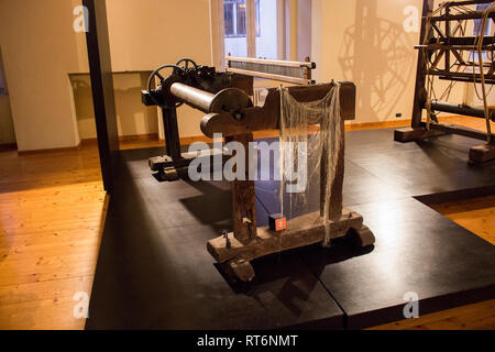 The silk works of San Lucio, Caserta, looms weaving the silk of the Bourbons Stock Photo