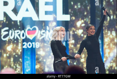 Berlin, Deutschland. 22nd Feb, 2019. Winning act: S! STERS (Carlotta Truman and Laurita) with, AûSister, Aú. Eurovision Song Contest 2019 - preliminary vote, AûUnser Lied für Israel, Au in the television studio Adlershof in Berlin, Germany on 22.02.2019. ¬ | usage worldwide Credit: dpa/Alamy Live News Stock Photo