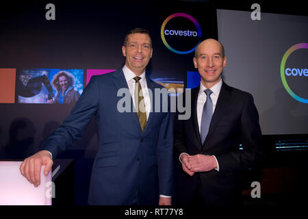 from left: dr. Markus STEILEMANN, Chief Executive Officer, CEO, Dr. Ing. Thomas TOEPFER, Management Member, CFO, Chief Financial Officer, A® Balance Sheet Press Conference of COVESTRO AG in Duesseldorf on 26.02.2019. ¬ | usage worldwide Stock Photo