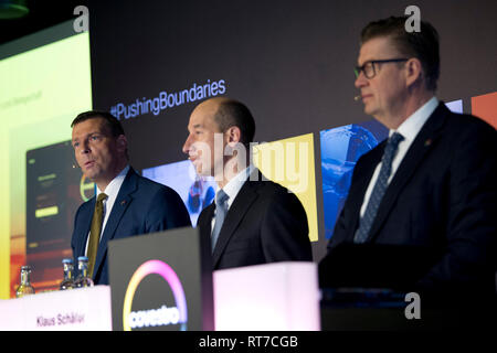 from left: dr. Markus STEILEMANN, Chief Executive Officer, CEO, Dr. Ing. Thomas TOEPFER, Management Member, CFO, Chief Financial Officer, Dr. Ing. Klaus SCHAEFER, Schvssfer, management member, Chief Technology Officer, A® balance sheet press conference of COVESTRO AG in Duesseldorf on 26.02.2019. ¬ | usage worldwide Stock Photo