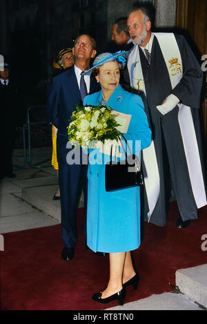 HRH Queen Elizabeth II and Prince Philip, Duke of Edinburgh leaving the Dutch Church in Austin Friars, London. England. UK. 28th June 1989 Stock Photo