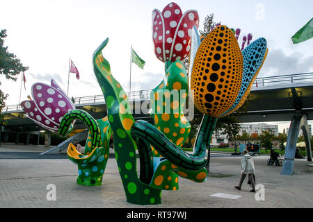 The tulips of Shangri-La, artwirk by japanese artist Yayoi Kusama