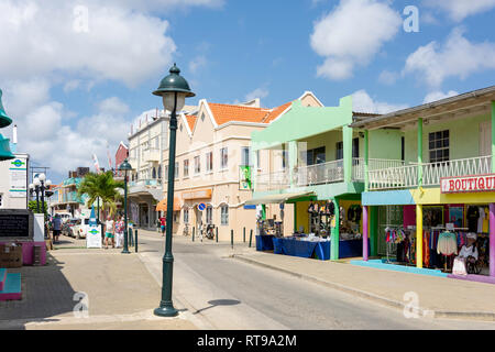 Kralendijk, Bonaire, Leeward Antilles. Kaya Grandi Street Scene Stock ...