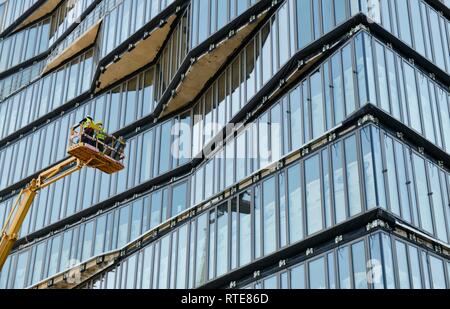 Berlin, Germany. 28th Feb, 2019. Construction site to build a new office and commercial building cube berlin on Washingtonplatz - Rahel-Hirsch-Strasse, Germany, city of Berlin, 28.February 2019. Credit: Frank May | usage worldwide/dpa/Alamy Live News Stock Photo