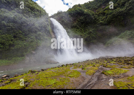 Cascada Río Malo, powerful and huge waterfall of white water in El Chaco, Napo province Stock Photo