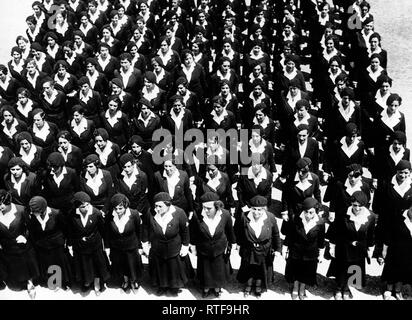 teachers of opera nazionale balilla, italian fascist youth organization, 1926-37 Stock Photo