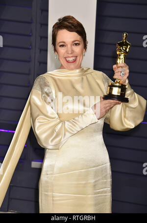 BEVERLY HILLS, CA - FEBRUARY 25: Olivia Colman, winner of Best Actress for 'The Favourite', attends the 2019 Vanity Fair Oscar Party hosted by Radhika Stock Photo