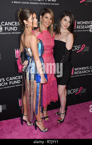 Lori Loughlin, Isabella Rose Giannulli and Jade Giannulli attending the