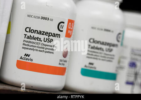 clonazepam pbs price