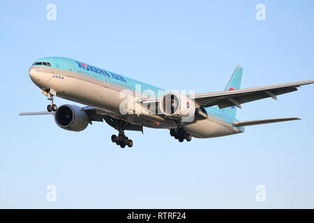 Korean Air Boeing 777 HL8011 landing at London Heathrow Airport, UK Stock Photo