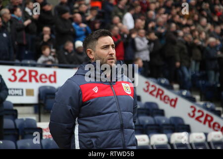 Preston, Lancashire, UK. Bristol City manager Lee Johnson in the dugout ahead of the Championship game between Preston North End and Bristol City at Deepdale which ended in a 1-1 draw. Stock Photo