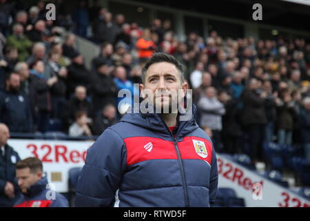 Preston, Lancashire, UK. Bristol City manager Lee Johnson in the dugout ahead of the Championship game between Preston North End and Bristol City at Deepdale which ended in a 1-1 draw. Stock Photo