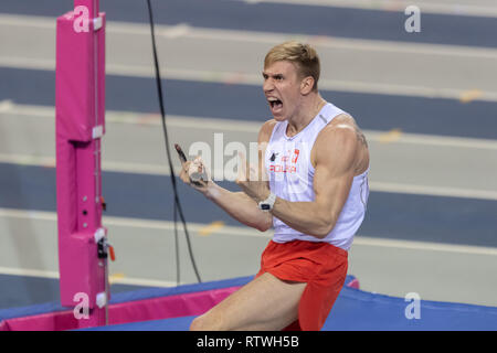 Glasgow, Scotland, UK. 2nd March, 2019. Piotr Lisek (POL) in Men's Pole Vault Final during European Athletics Indoor Championships Glasgow 2019 at Emirates Arena on Saturday, 02 March 2019. GLASGOW SCOTLAND.  (Editorial use only, license required for commercial use. No use in betting, games or a single club/league/player publications.) Credit: Taka G Wu/Alamy News Stock Photo