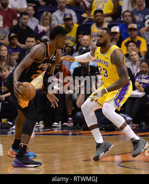 Phoenix, AZ, USA. 2nd March, 2019. Los Angeles Lakers forward LeBron James (23) and Phoenix Suns center Deandre Ayton (22) during the NBA game at Talking Stick Resort Arena in Phoenix, AZ. Joe Camporeale/Cal Sport Media Credit: Cal Sport Media/Alamy Live News Stock Photo