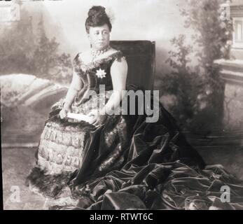 portrait-of-hawaiian-queen-