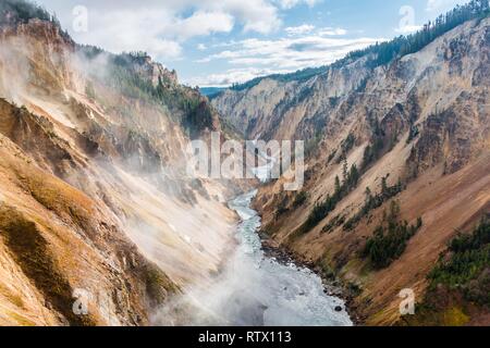 Yellowstone River flows through Gorge, Grand Canyon of the Yellowstone, View from North Rim, Brink of the Lower Falls Stock Photo